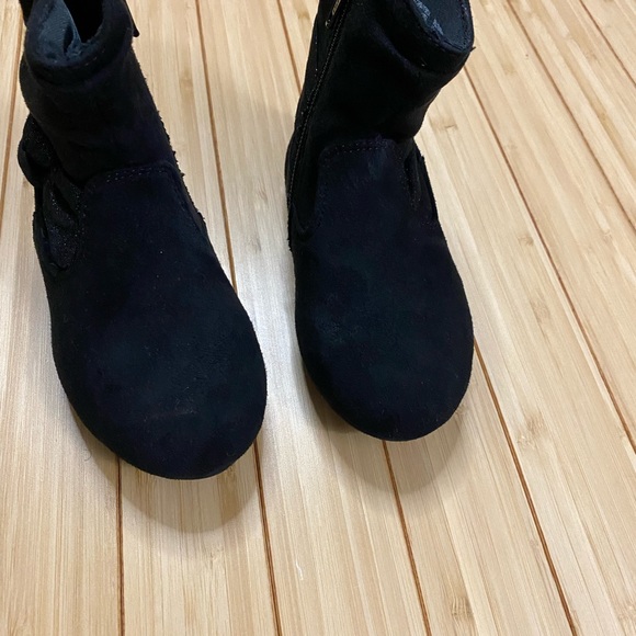 Black boots for a little girl - Picture 7 of 7